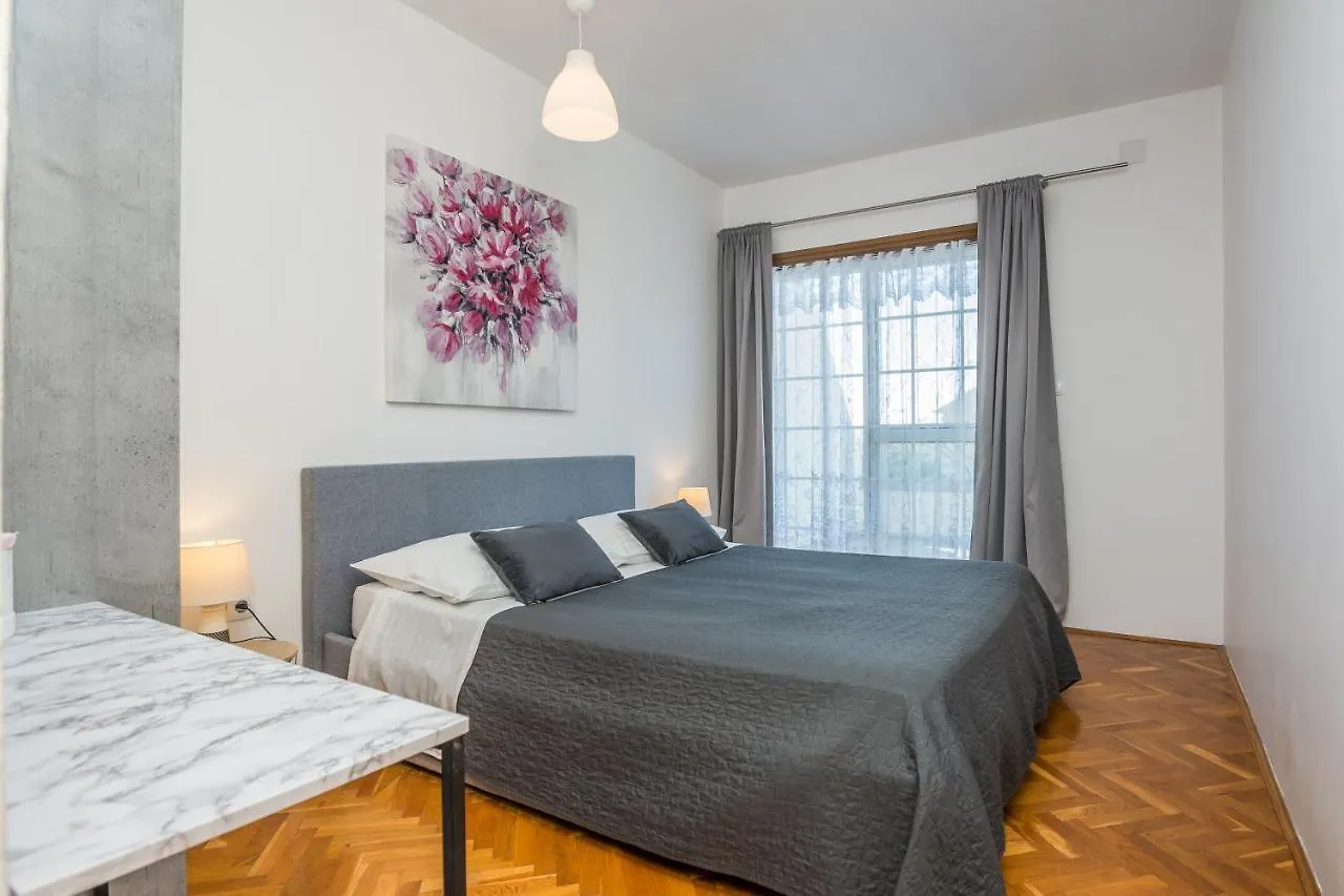Apartament Royal Choice With Pool Zadar