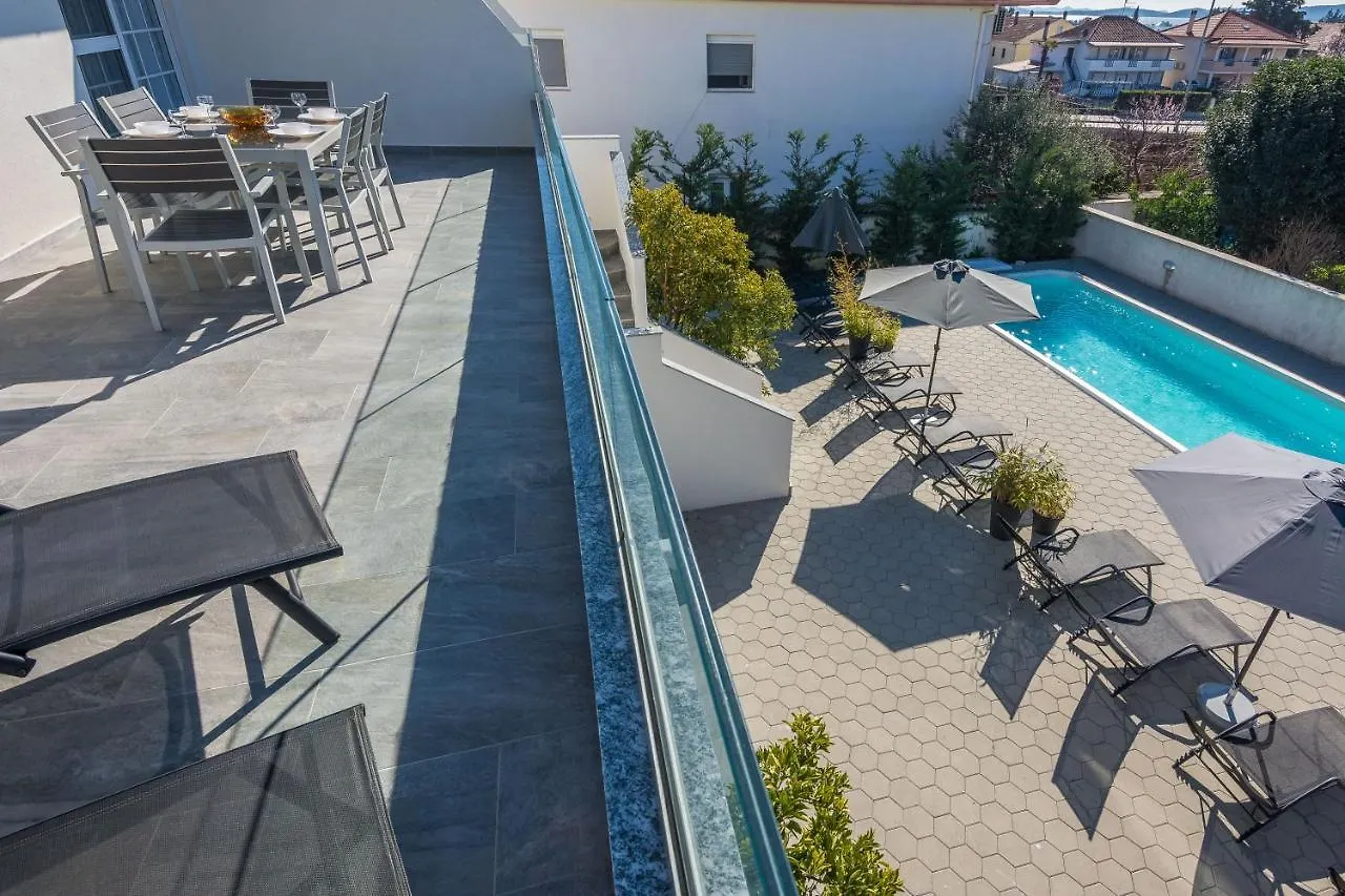 Apartament Royal Choice With Pool Zadar